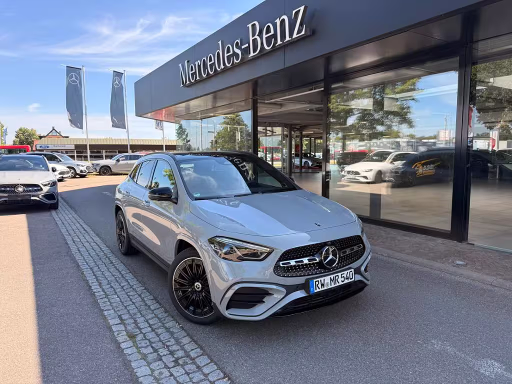Mercedes-Benz GLA 220 d 4MATIC 360 ACC AHK AUT DynLicht HUD LM GLA 220 - Bild 2