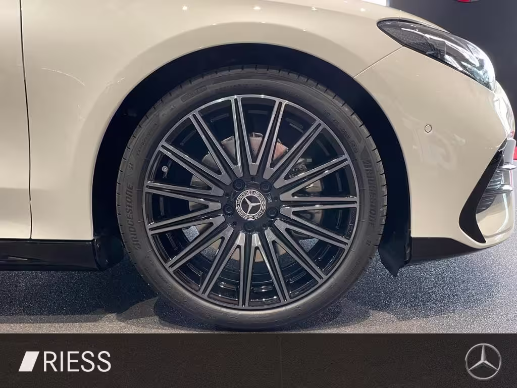 Mercedes-Benz CLA 200 4MATIC AHK AUT DynLicht Fernlichtass. LM CLA 200 - Bild 10