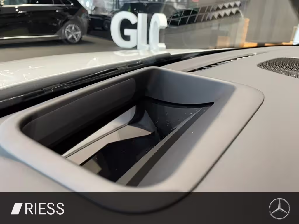 Mercedes-Benz CLA 200 4MATIC AHK AUT DynLicht Fernlichtass. LM CLA 200 - Bild 16