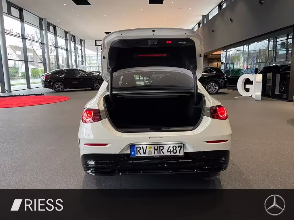 Mercedes-Benz CLA 200 4MATIC AHK AUT DynLicht Fernlichtass. LM CLA 200 - Bild 18