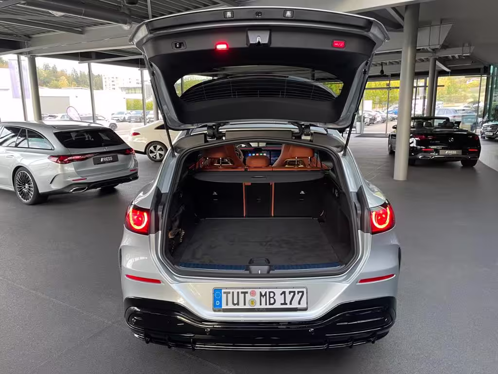 Mercedes-Benz GLC 400 4MATIC elektrisch AUT LM SoundSys SpurH GLC 400 - Bild 12