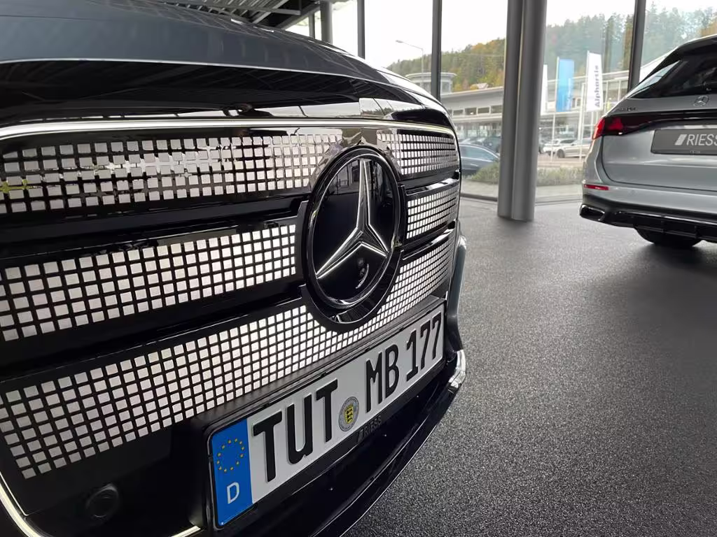 Mercedes-Benz GLC 400 4MATIC elektrisch AUT LM SoundSys SpurH GLC 400 - Bild 16