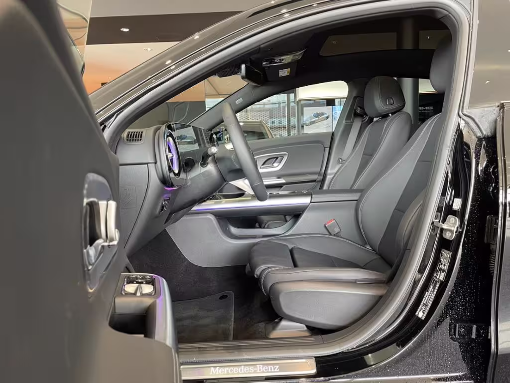 Mercedes-Benz CLA 200 EQ PROGRESSIVE+SUPERSCREEN+DISTR+TOTWKL - Bild 2