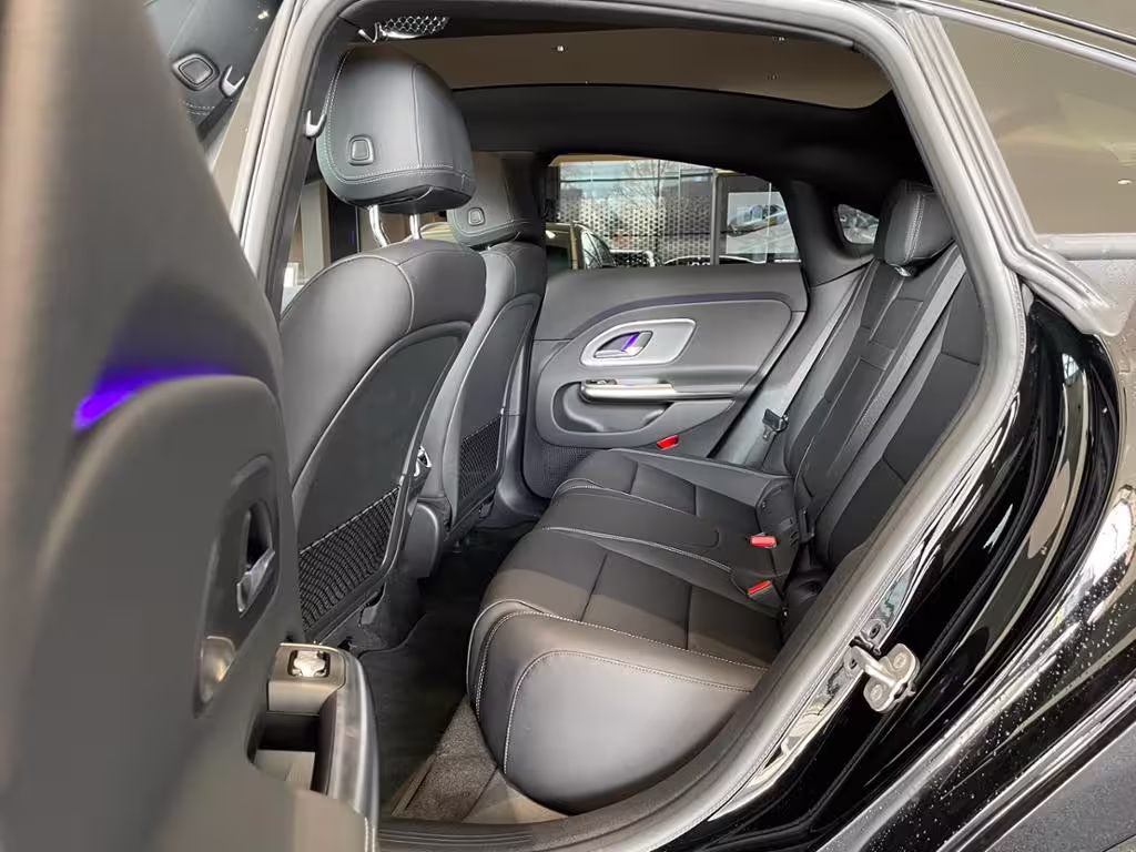 Mercedes-Benz CLA 200 EQ PROGRESSIVE+SUPERSCREEN+DISTR+TOTWKL - Bild 4