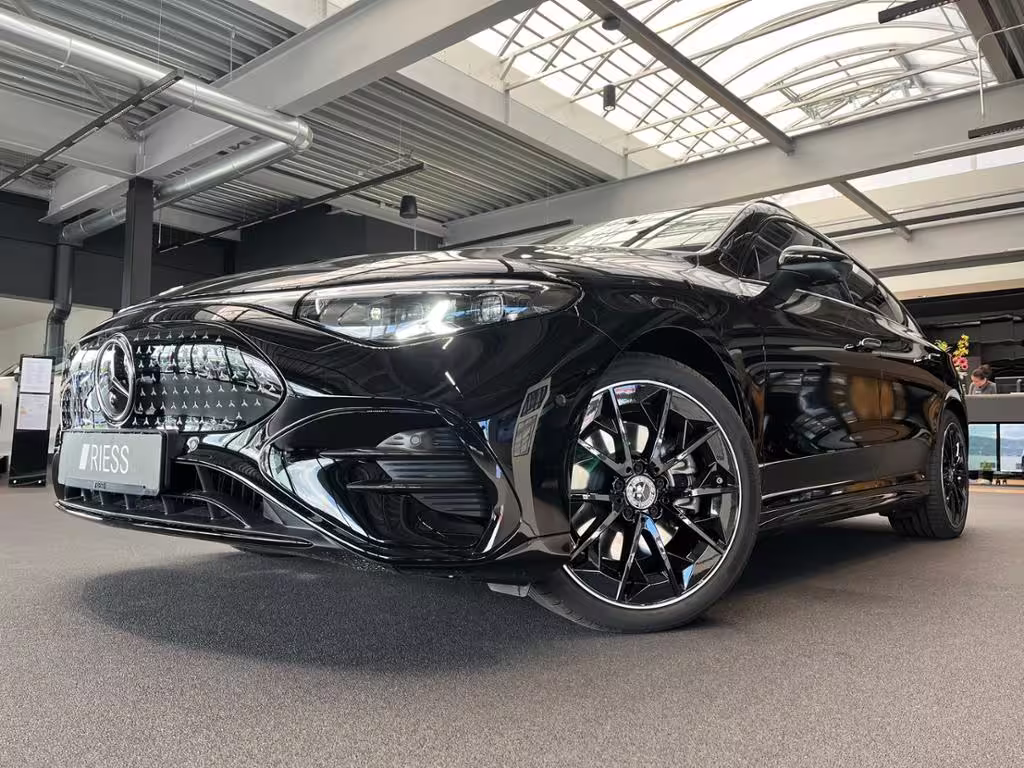 Mercedes-Benz CLA 200 Shooting Brake mit EQ Technologie AHK LM CLA 200 Shooting Brake - Bild 2