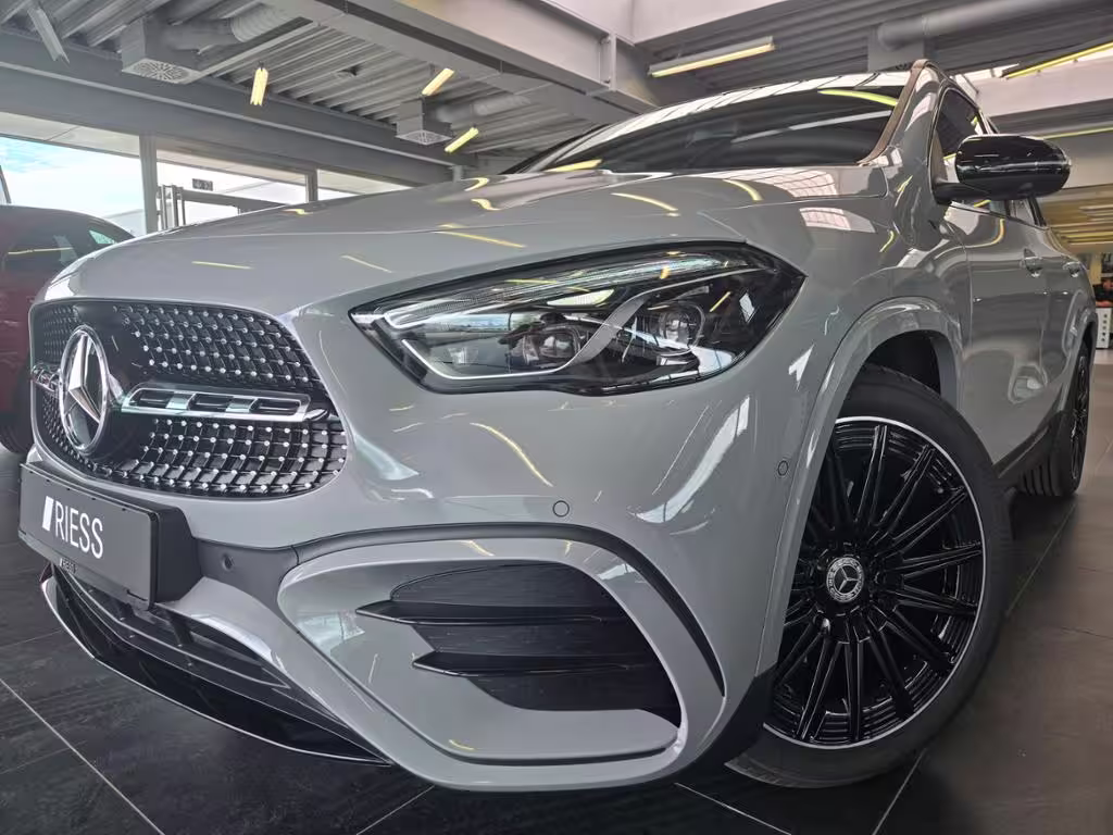 Mercedes-Benz GLA 200 d 4MATIC 360 ACC AHK AUT DynLicht Kam. GLA 200 - Bild 2