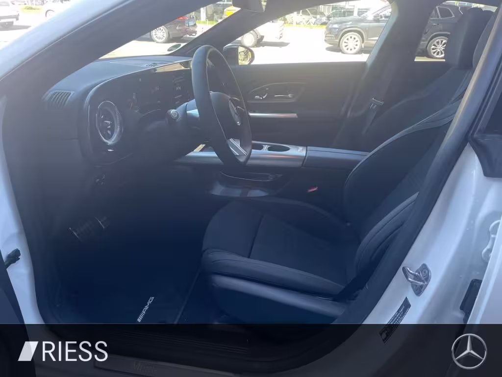 Mercedes-Benz CLA 200 4MATIC AHK AUT DynLicht Fernlichtass. LM CLA 200 - Bild 3