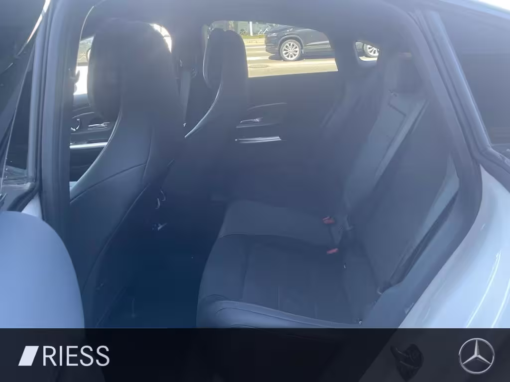 Mercedes-Benz CLA 200 4MATIC AHK AUT DynLicht Fernlichtass. LM CLA 200 - Bild 5