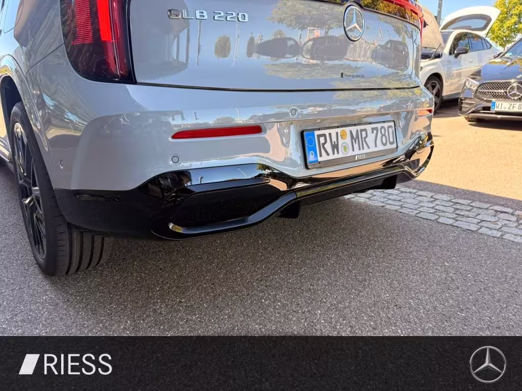 Mercedes-Benz GLB 220 4MATIC AHK AUT Akustikglas Fernlichtass. GLB 220 - Bild 18