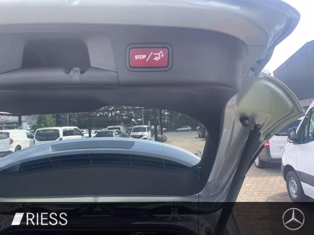 Mercedes-Benz GLA 200 d 4M AMG+PANO+AHK+MULTIBEAM+DISTR+MEMORY GLA 200 - Bild 17