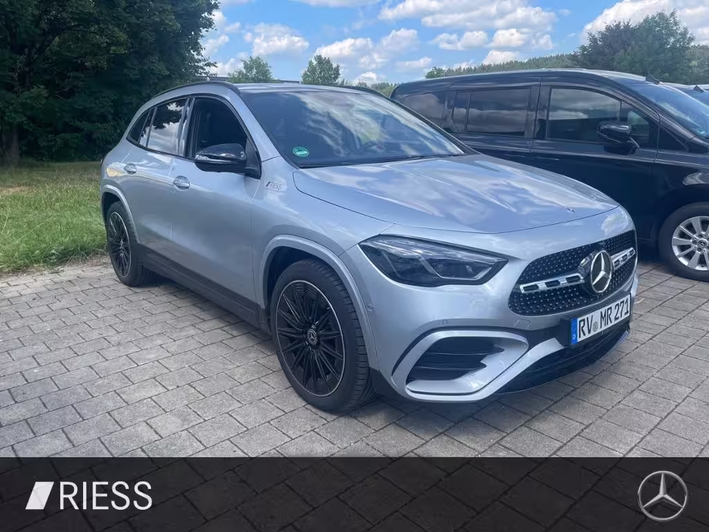 Mercedes-Benz GLA 200 d 4M AMG+PANO+AHK+MULTIBEAM+DISTR+MEMORY GLA 200 - Bild 3