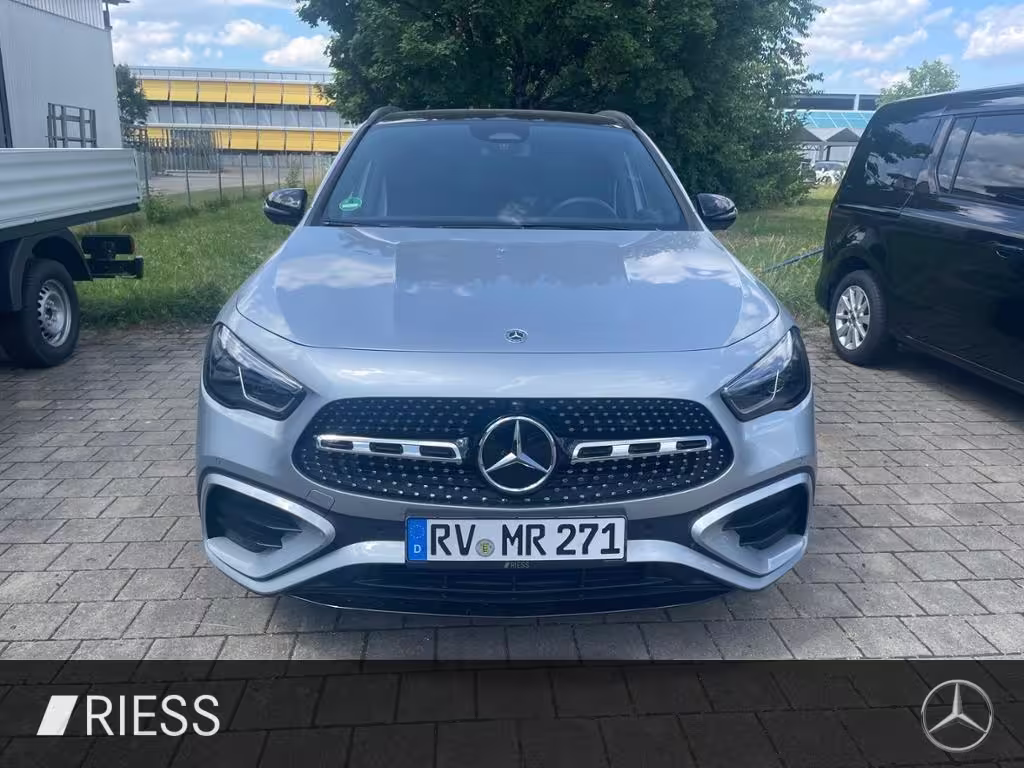 Mercedes-Benz GLA 200 d 4M AMG+PANO+AHK+MULTIBEAM+DISTR+MEMORY GLA 200 - Bild 4