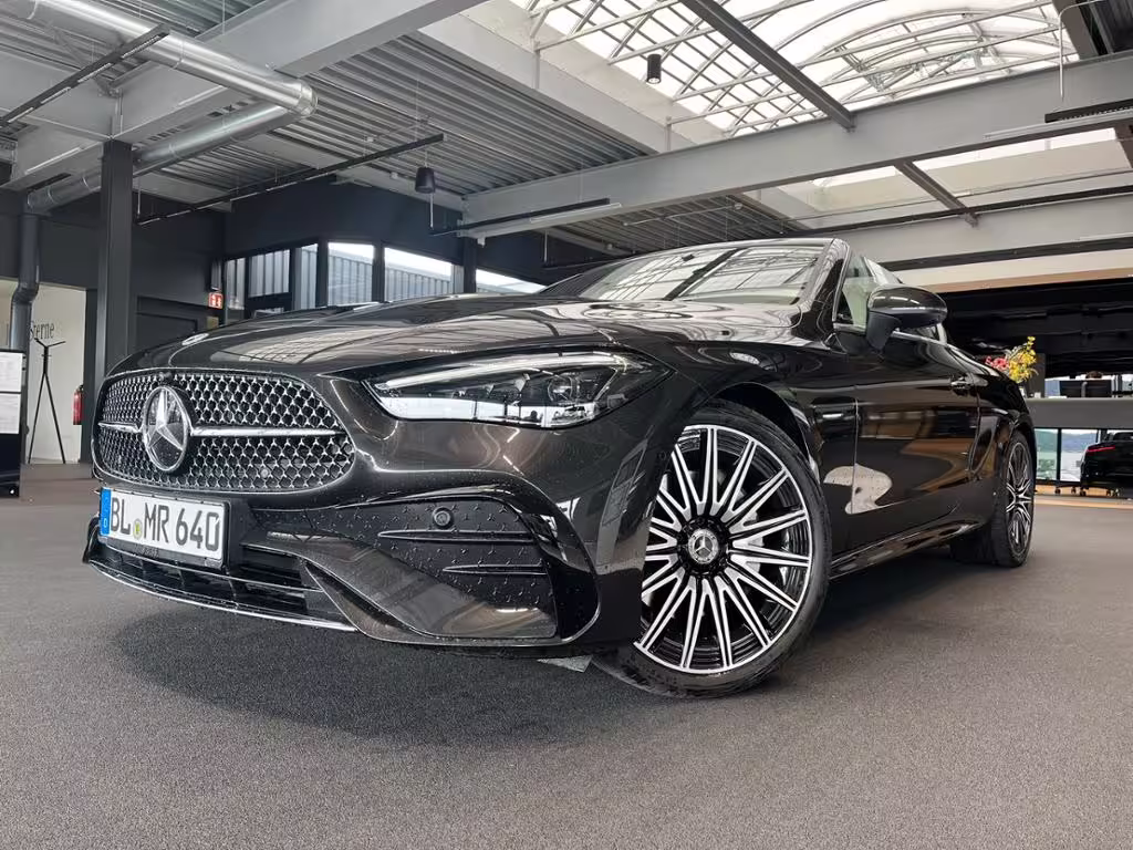Mercedes-Benz CLE 180 Cabrio AMG+AHK+20+AIRSCARF+AIRCAP+360°+ CLE 180 - Bild 2