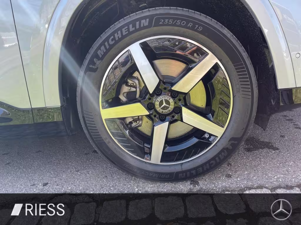 Mercedes-Benz GLB 250+ mit EQ Technologie AHK AUT DynLicht LED GLB 250 - Bild 9