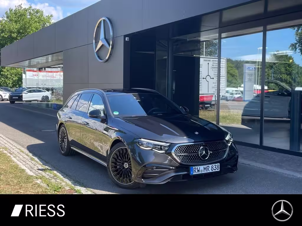 Mercedes-Benz E 300 de 4MATIC T-Modell mit EQ Hybrid Technologie