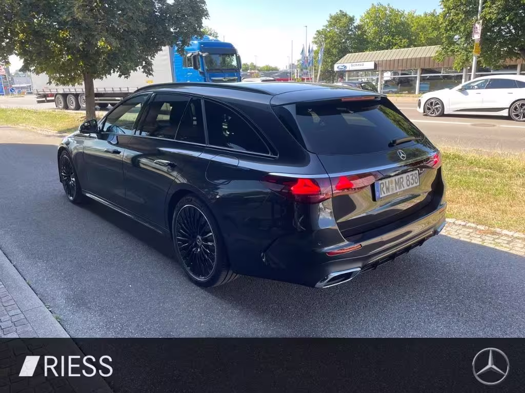 Mercedes-Benz E 300 de 4M T AMG+AHK+PANO+20+DIGITAL-LIGHT+360 E 300 - Bild 6