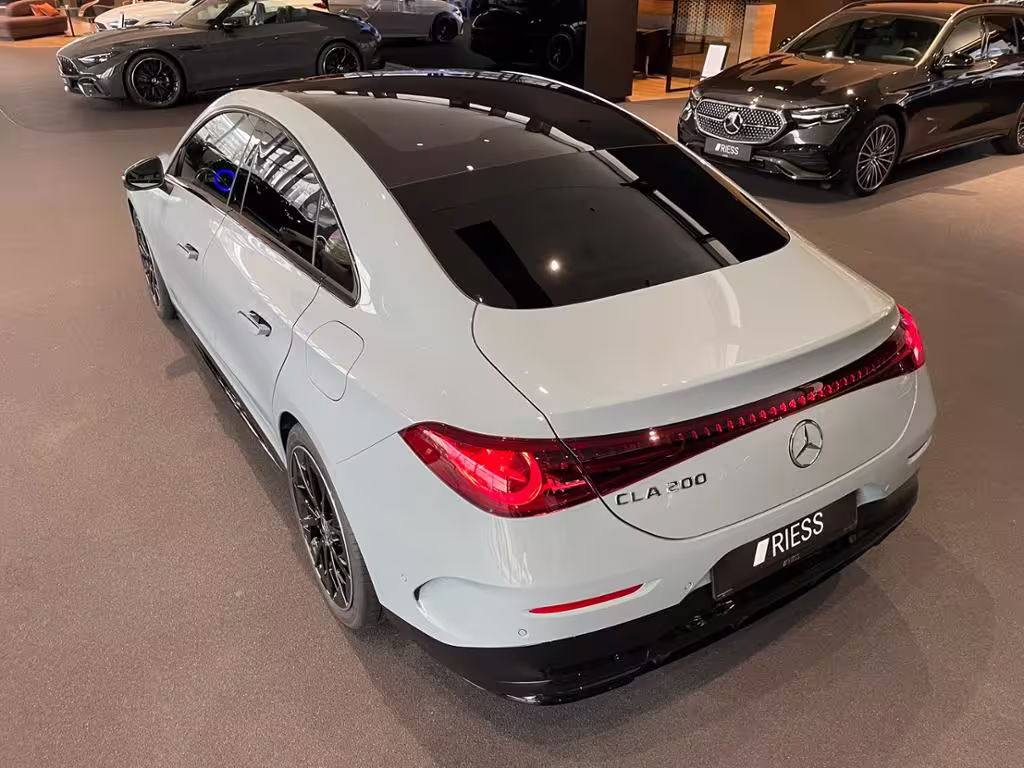 Mercedes-Benz CLA 200 AMG+SUPERSCREEN+MULTIBEAM+KEYL+PANO+MEM+ - Bild 6