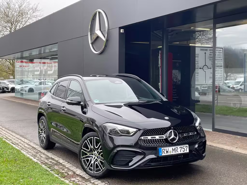Mercedes-Benz GLA 200 AMG+AHK+KEYLESS+360°+MULTIBEAM+DISTRONIC GLA 200 - Bild 2