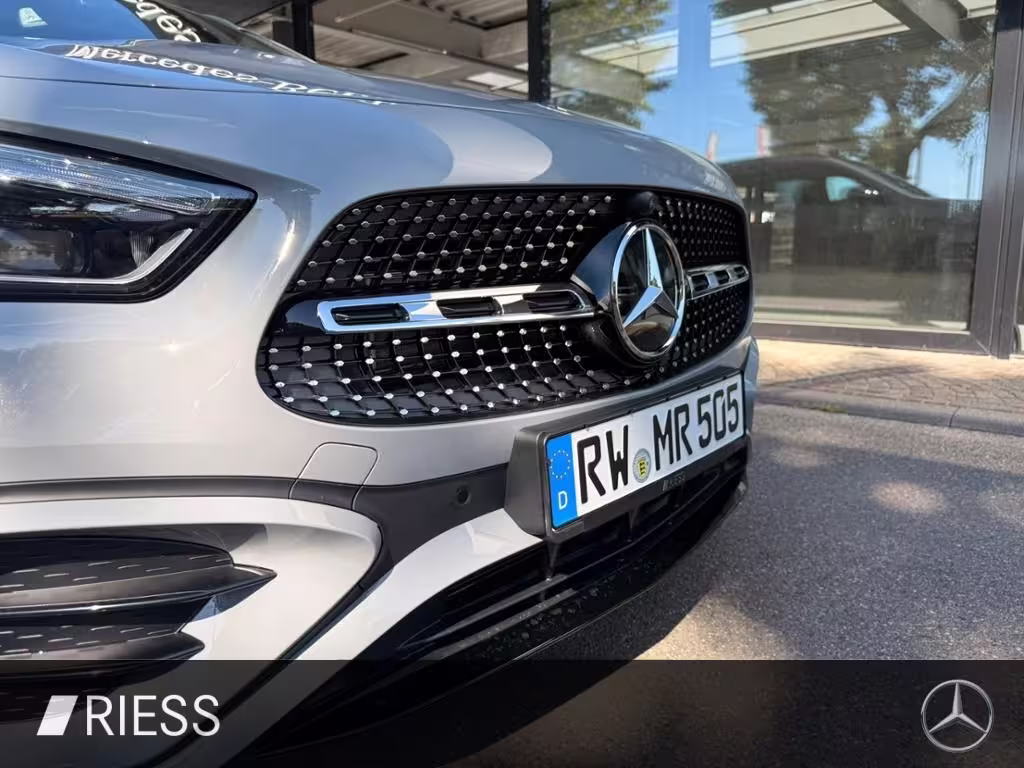 Mercedes-Benz GLA 220 d 4MATIC 360 ACC AHK AUT DynLicht HUD LM GLA 220 - Bild 18