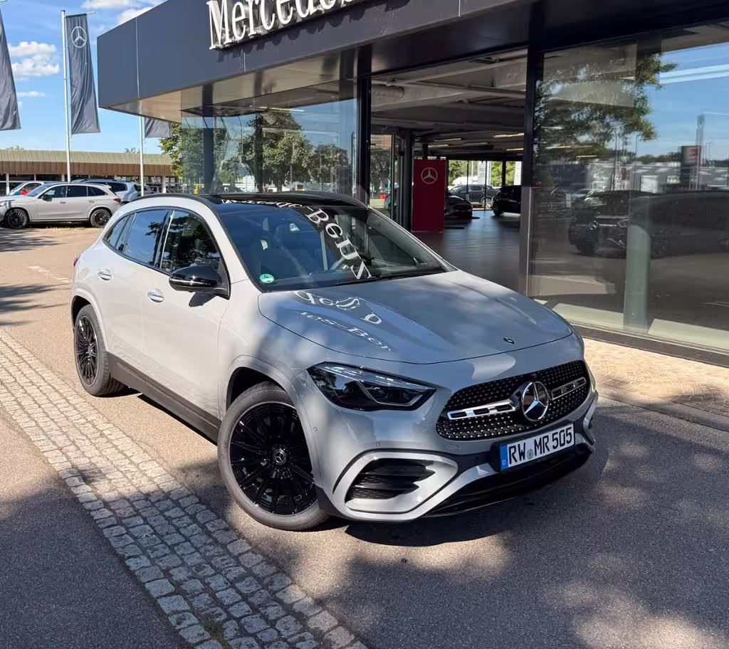Mercedes-Benz GLA 220 d 4MATIC 360 ACC AHK AUT DynLicht HUD LM GLA 220 - Bild 2