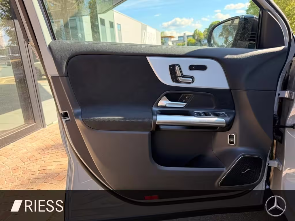 Mercedes-Benz GLA 220 d 4MATIC 360 ACC AHK AUT DynLicht HUD LM GLA 220 - Bild 4