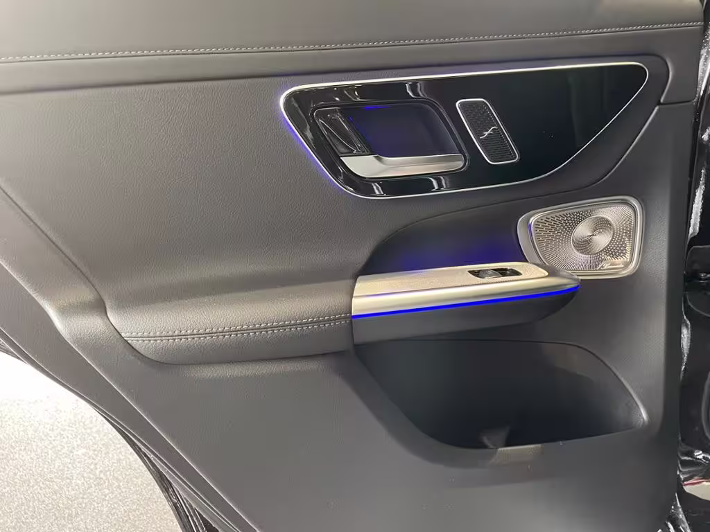 Mercedes-Benz GLC 300 d AMG+AHK+PANO+HUD+STDHZG+KEYL+DISTRONIC GLC 300 - Bild 5