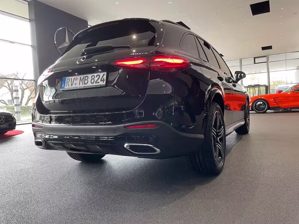 Mercedes-Benz GLC 300 d AMG+AHK+PANO+HUD+STDHZG+KEYL+DISTRONIC GLC 300 - Bild 7