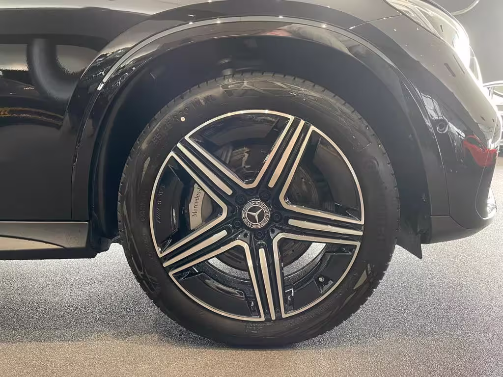 Mercedes-Benz GLC 300 d AMG+AHK+PANO+HUD+STDHZG+KEYL+DISTRONIC GLC 300 - Bild 9