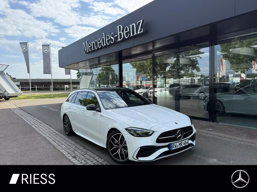 Mercedes-Benz C 200 4M T AMG+AHK+PANO+360°+HANDS-FREE+19+MEM+