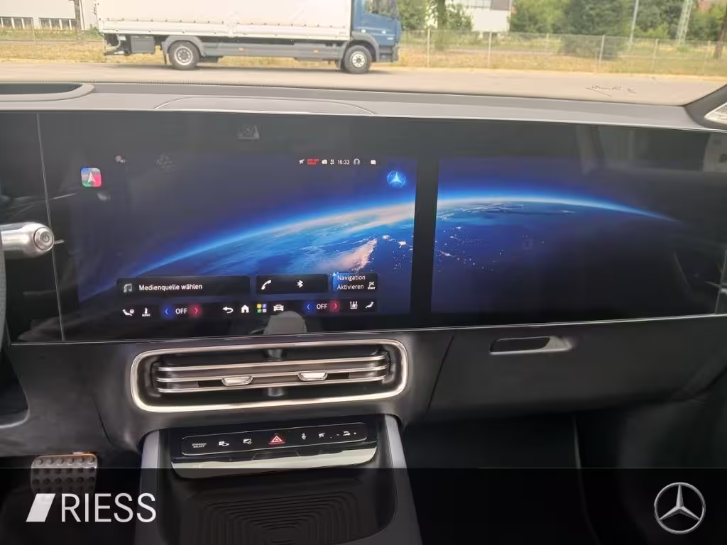 Mercedes-Benz GLB 350 4M EQ AMG+AHK+HUD+KEYL+MULTIB+SUPERSCR+ GLB 350 - Bild 13