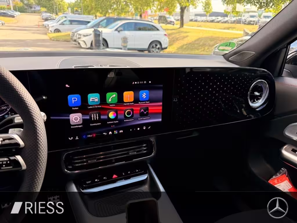 Mercedes-Benz GLB 200 mit EQ Technologie AHK AUT Fernlichtass. GLB 200 - Bild 14