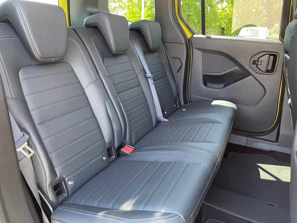 Mercedes-Benz T 180 d  PROGRESSIVE7WINTER-PAK/CHROM/LED/LEDER T-Klasse - Bild 8