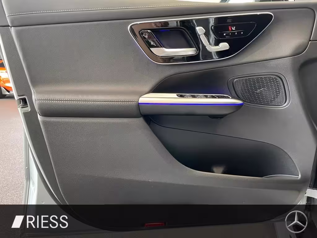 Mercedes-Benz GLC 450 d 4M AMG+PANO+AHK+DISTR+DIGI L+KEYL+360° GLC 450 - Bild 4