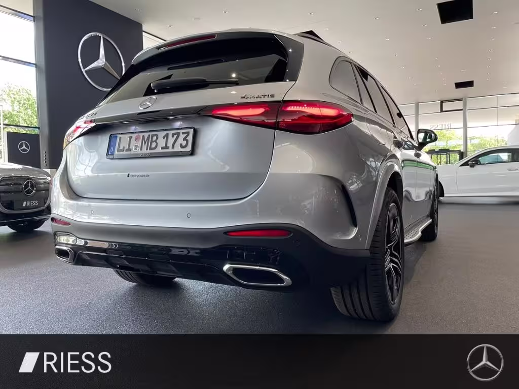 Mercedes-Benz GLC 450 d 4M AMG+PANO+AHK+DISTR+DIGI L+KEYL+360° GLC 450 - Bild 8