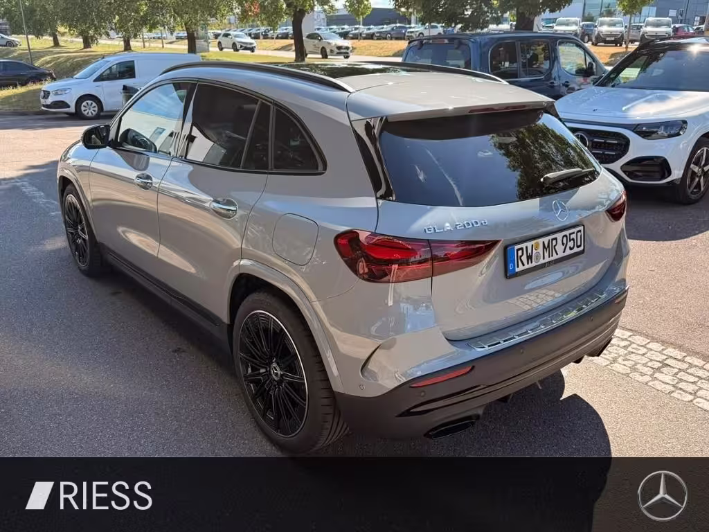 Mercedes-Benz GLA 200 d AHK AUT DynLicht Fernlichtass. Kam. LM GLA 200 - Bild 6
