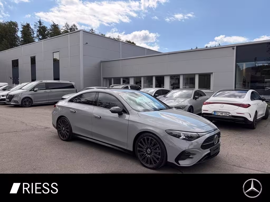 Mercedes-Benz CLA 220 4M Coupé AMGPLUS+AHK+PANO+HUD+MEM+BURM3D