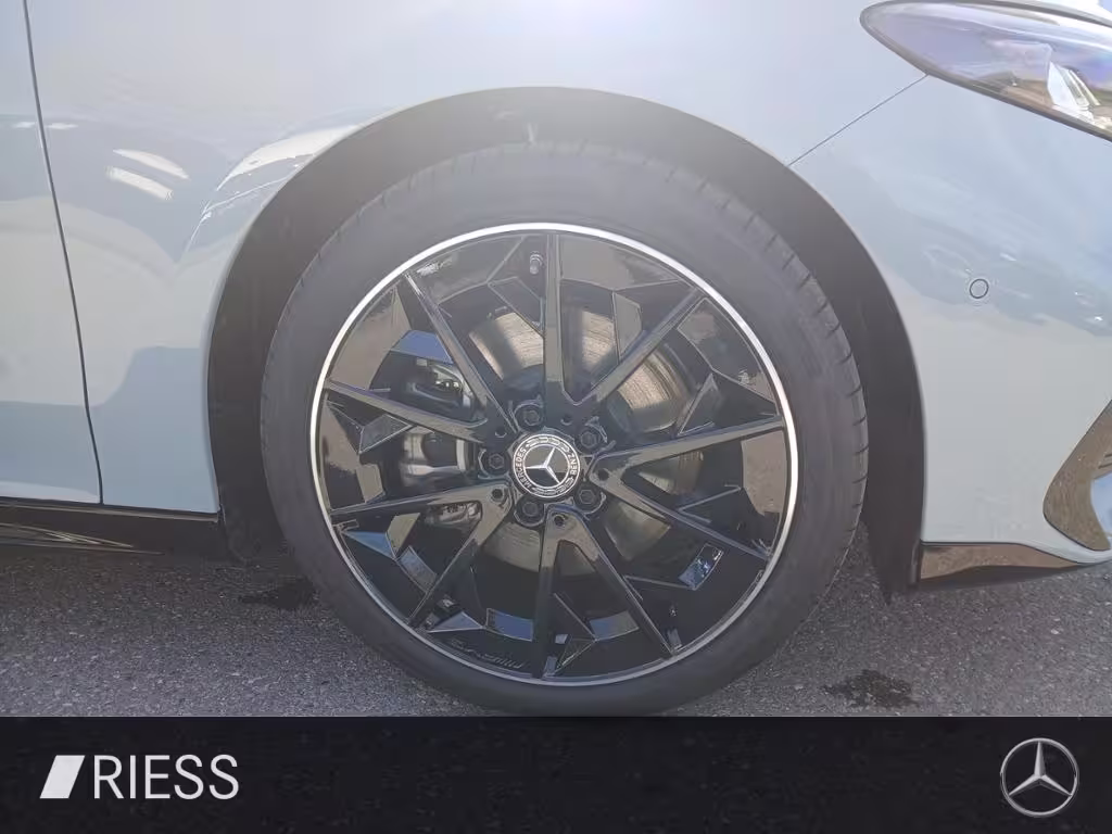 Mercedes-Benz CLA 250+ EQ AMG+PANO+SUPERSCREEN+MULTIB+KEYLESS+ CLA 250 - Bild 10