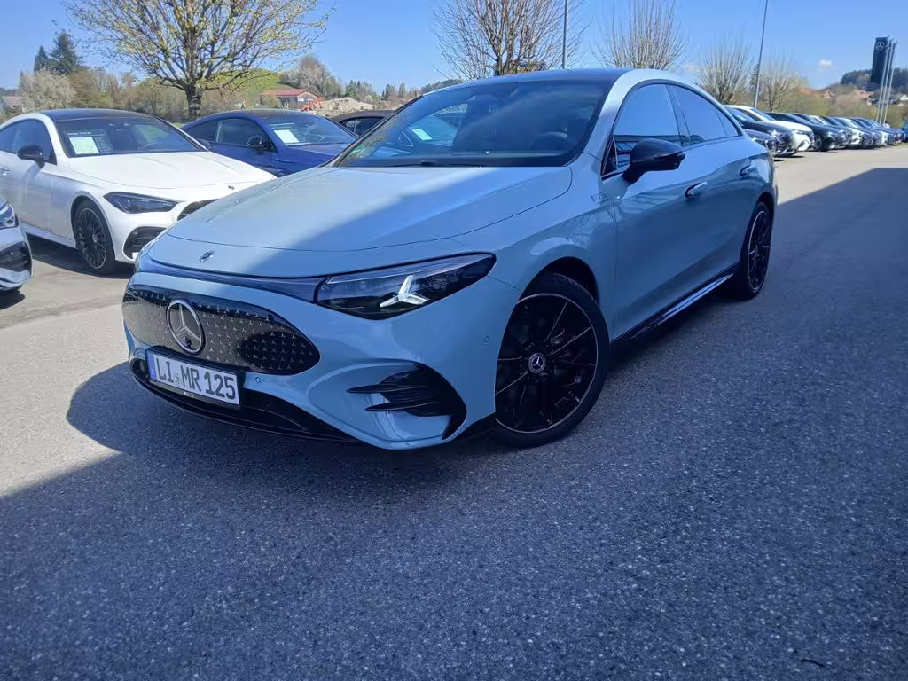 Mercedes-Benz CLA 250+ EQ AMG+PANO+SUPERSCREEN+MULTIB+KEYLESS+ CLA 250 - Bild 2