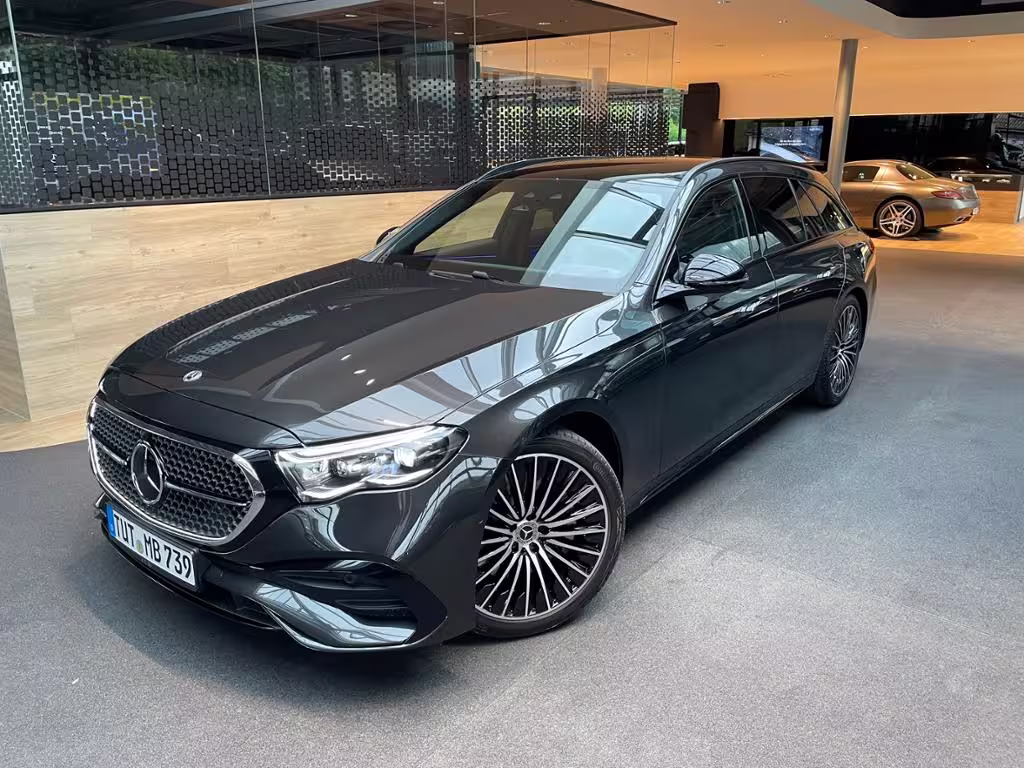 Mercedes-Benz E 220 d 4MATIC T-Modell 360 ACC AHK AUT Bel.Sitz E 220 - Bild 2