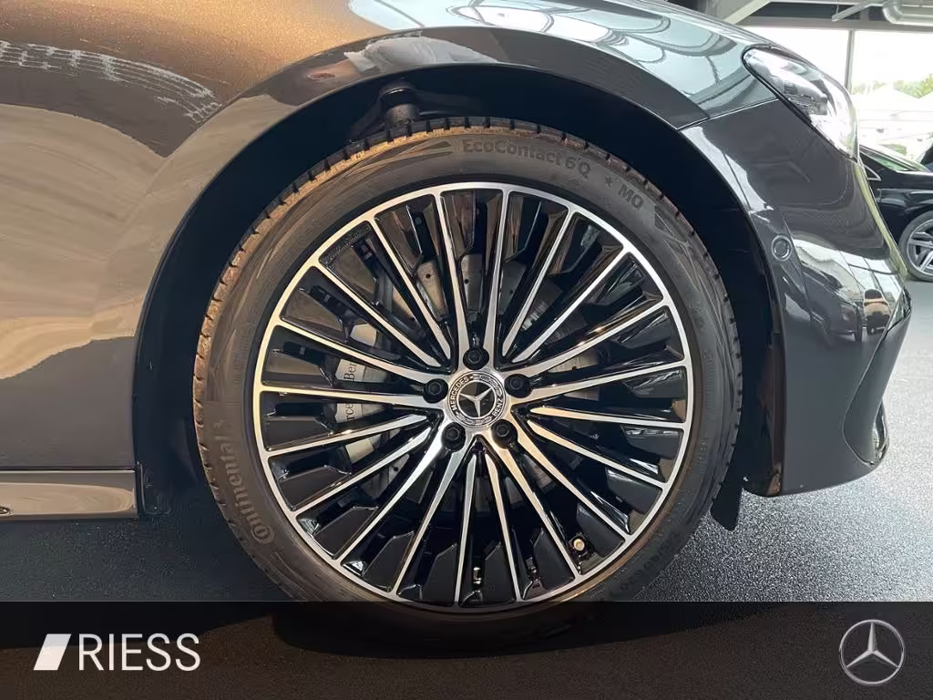 Mercedes-Benz E 220 d 4MATIC T-Modell 360 ACC AHK AUT Bel.Sitz E 220 - Bild 9