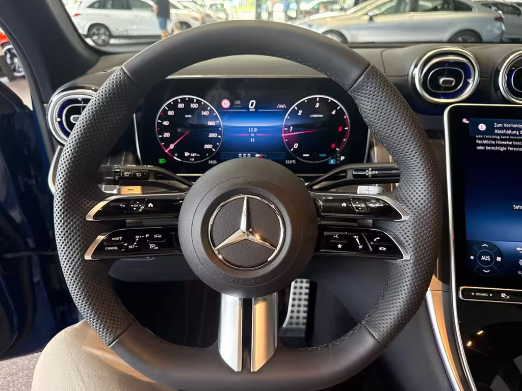 Mercedes-Benz GLC 220 d 4M AMG+PANO+AHK+DISTRONIC+KEYL+DIGI L+ GLC 220 - Bild 17