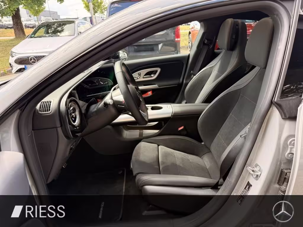 Mercedes-Benz CLA 220 4M AMG+AHK+HUD+19+SUPERSCR+BURM3D+MULTIB CLA 220 - Bild 3