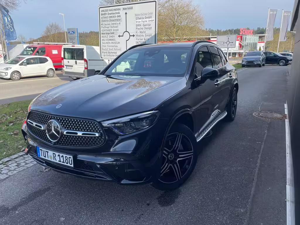 Mercedes-Benz GLC 300 de 4MATIC mit EQ Hybrid Technologie 360