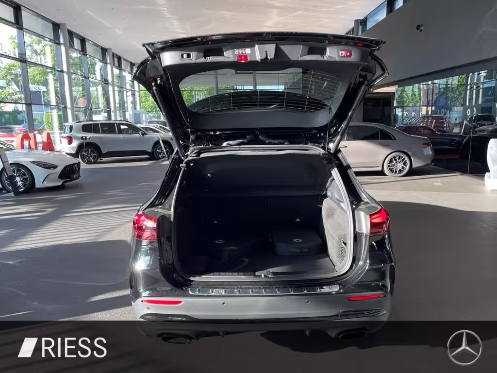 Mercedes-Benz GLA 250 e AMG+PANO+AHK+DISTR+MULTIBEAM+KEYL+MEM+ GLA 250 - Bild 18