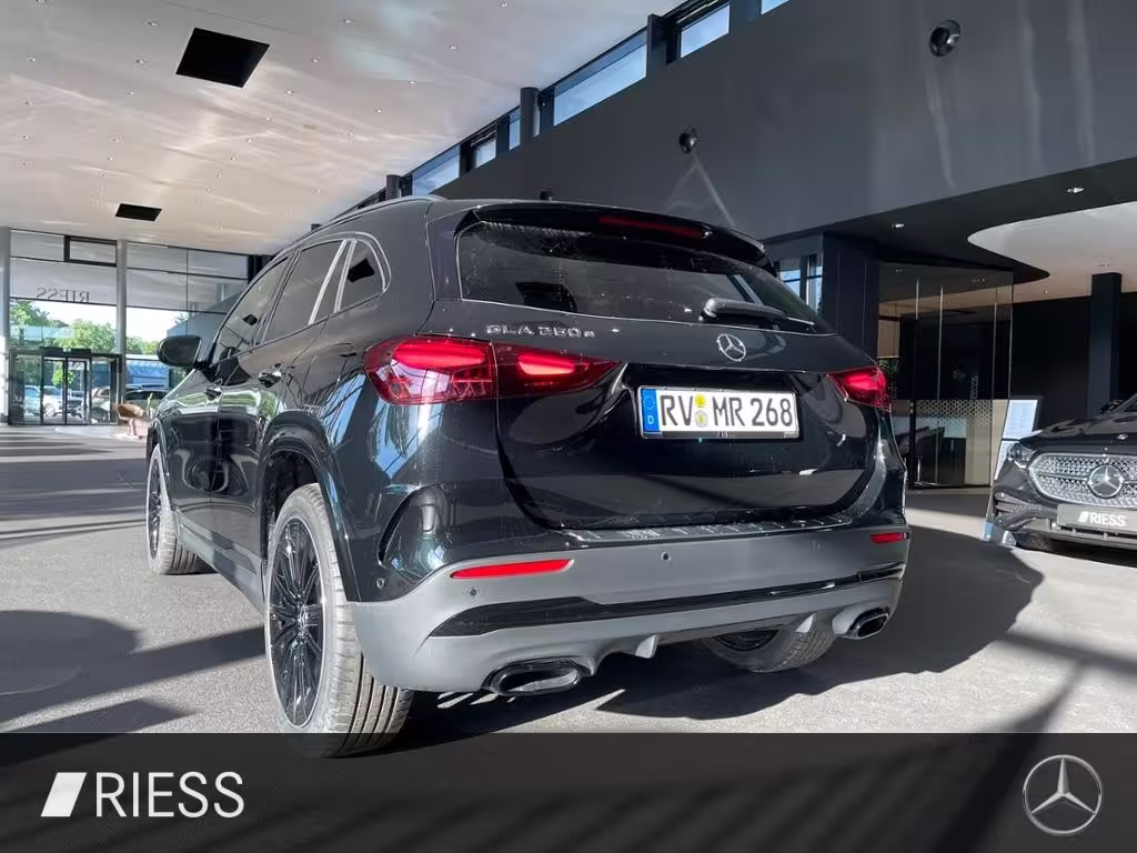 Mercedes-Benz GLA 250 e AMG+PANO+AHK+DISTR+MULTIBEAM+KEYL+MEM+ GLA 250 - Bild 19