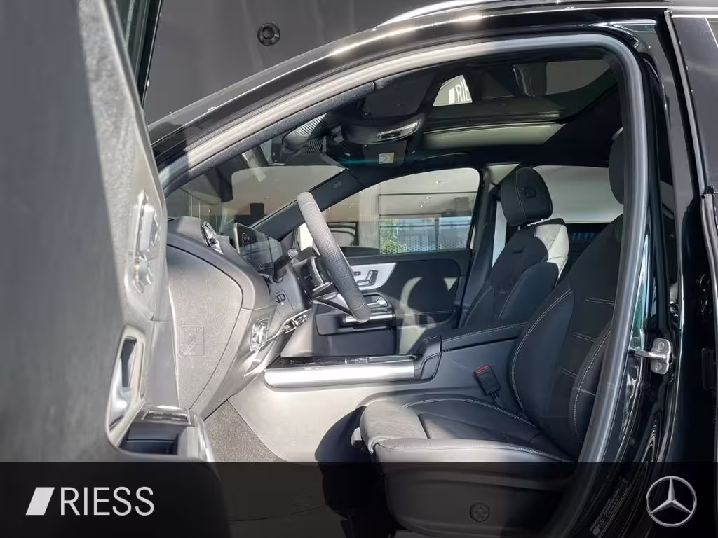 Mercedes-Benz GLA 250 e AMG+PANO+AHK+DISTR+MULTIBEAM+KEYL+MEM+ GLA 250 - Bild 3
