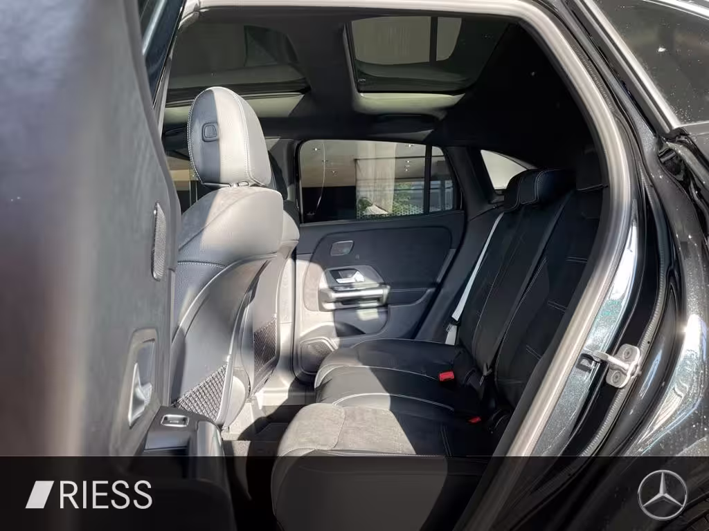 Mercedes-Benz GLA 250 e AMG+PANO+AHK+DISTR+MULTIBEAM+KEYL+MEM+ GLA 250 - Bild 5