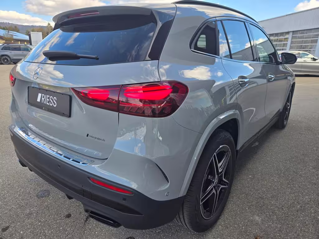 Mercedes-Benz GLA 220 4MATIC 360 AHK AUT DynLicht Kam. KeyLess - Bild 6