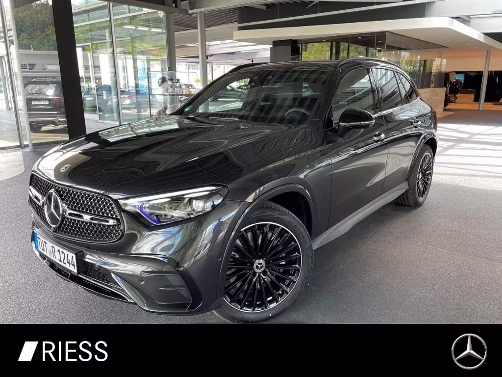 Mercedes-Benz GLC 300 d 4M AMG+AHK+PANO+360°+DIGITAL-LIGHT+MEM