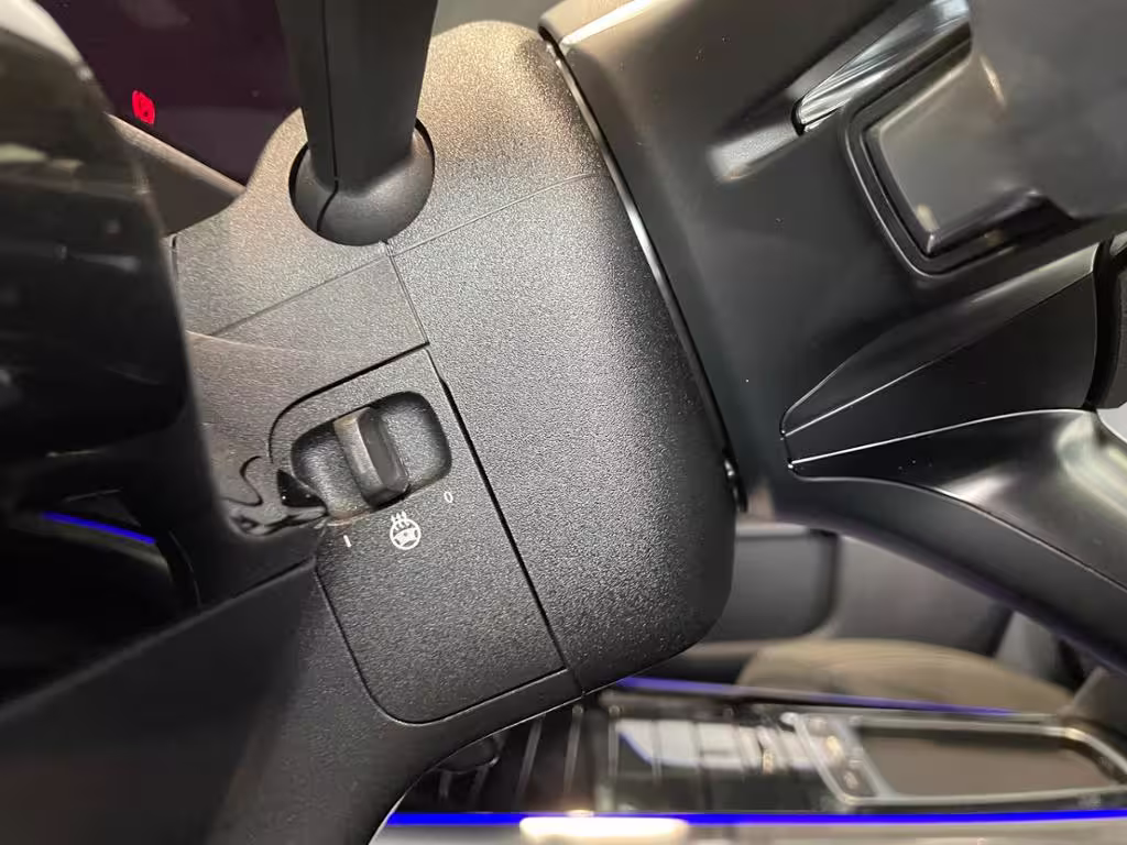 Mercedes-Benz GLA 250 e AMG+PANO+DISTRONIC+KEYLESS+MULTIBEAM+ - Bild 16